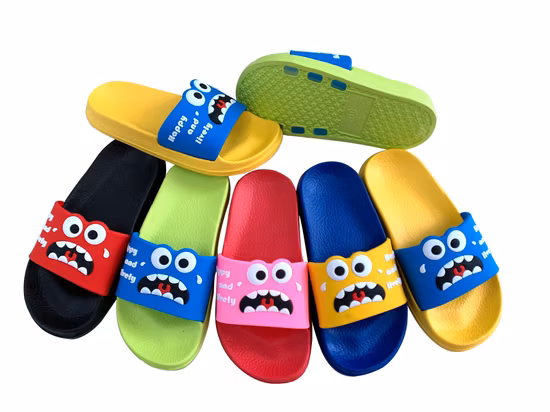 Suela de EVA de 7 colores con diferentes zapatillas superiores de PVC personalizadas